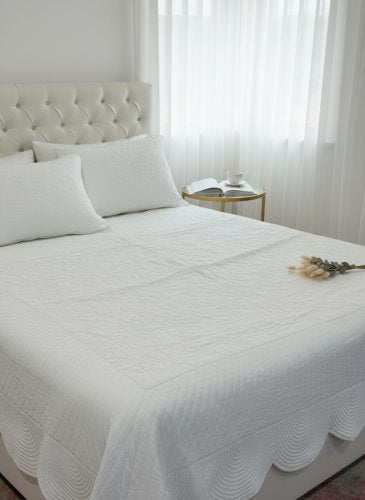 Quilted bed cover
