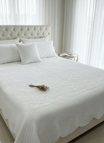 Quilted bed cover