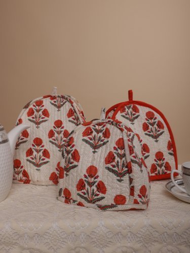 Tea cozy